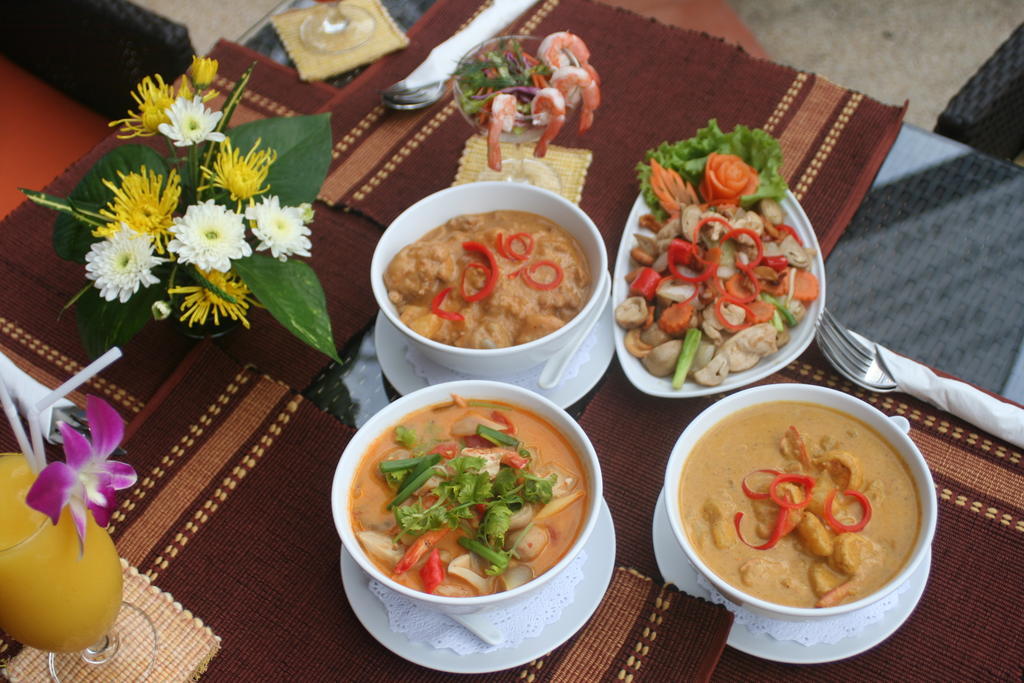 Palmview Resort Patong Bagian luar foto