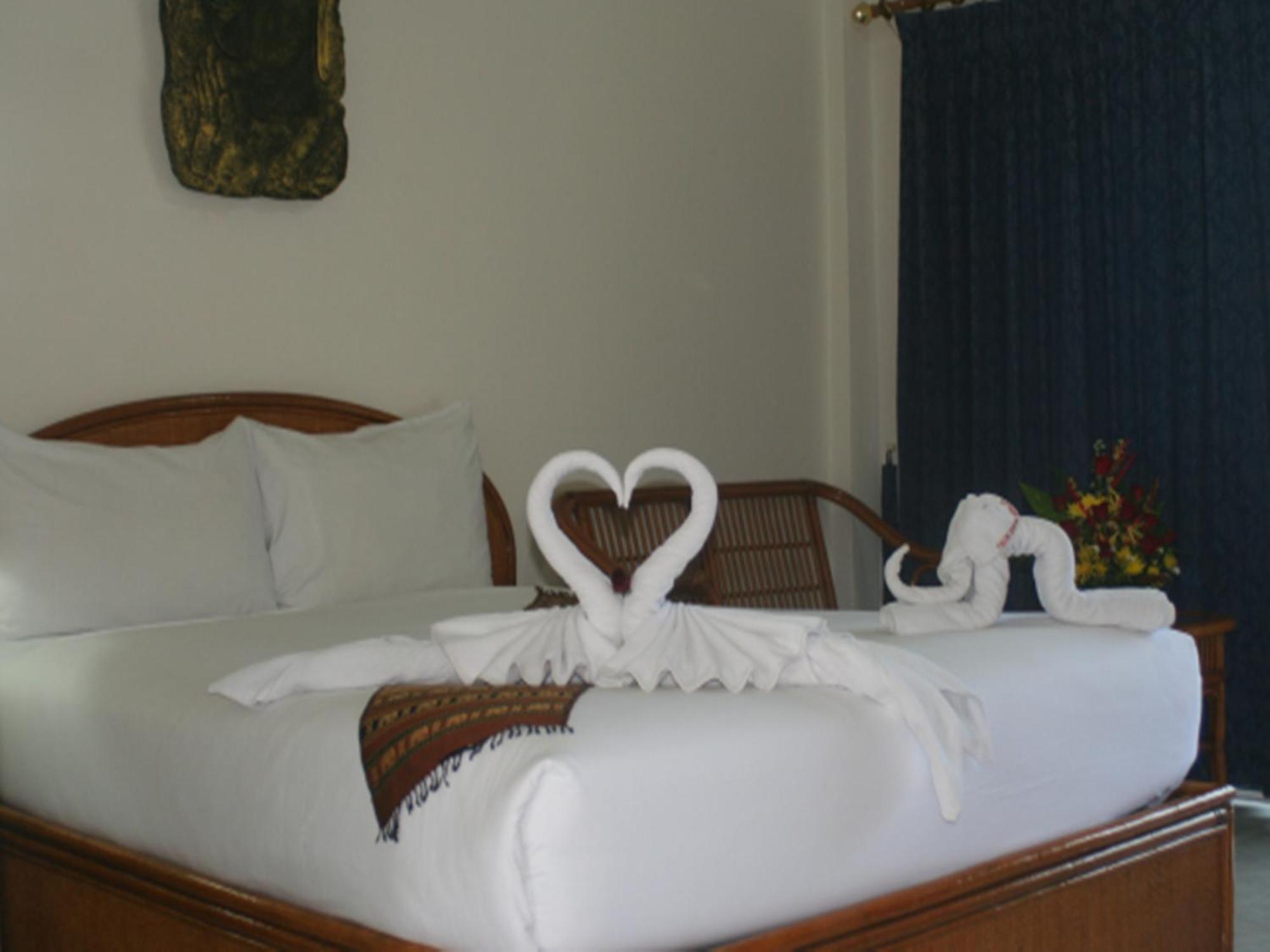 Palmview Resort Patong Bagian luar foto